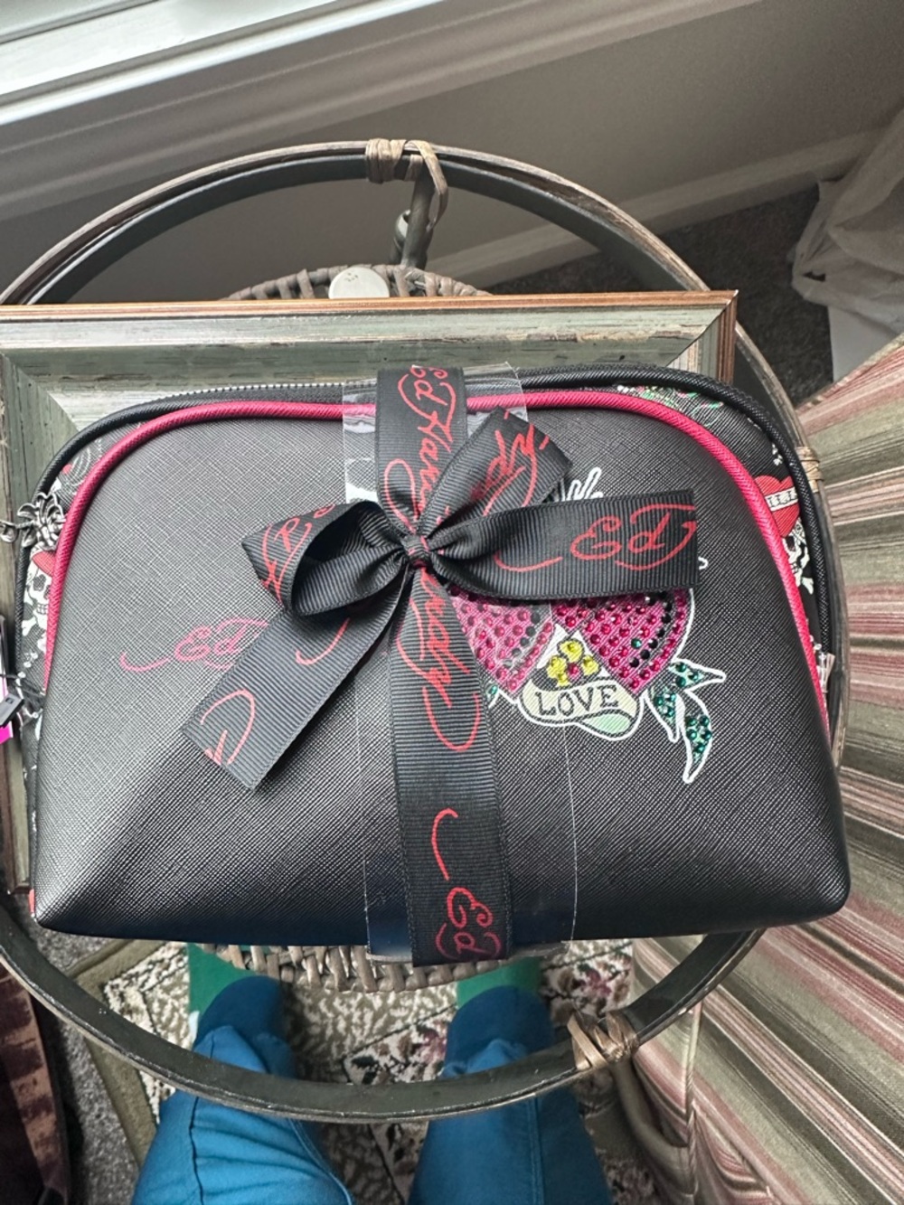 NWT Ed Hardy Black and Pink Heart Graphic Set of Makeup Travel bags